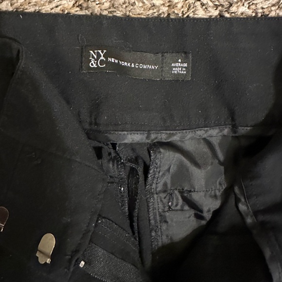 Three pair of work pants bundle - Picture 6 of 8